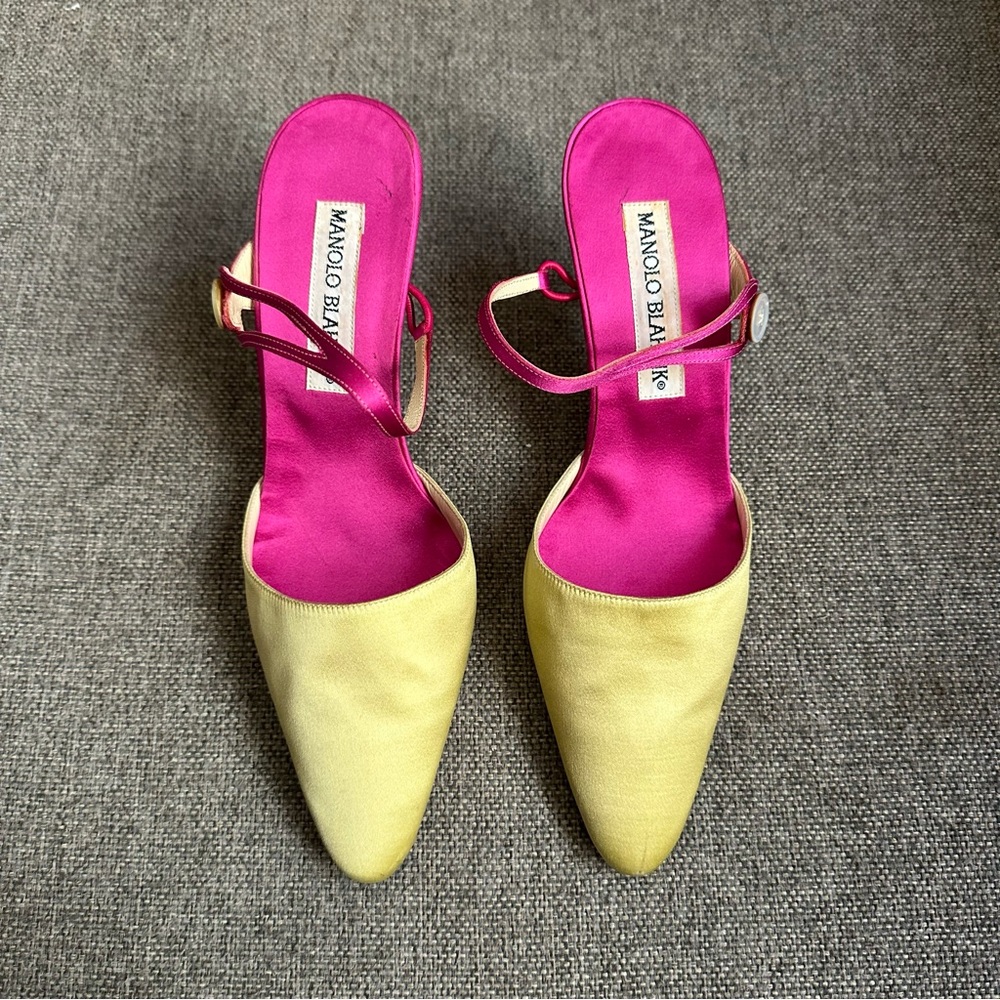 Vintage Manolo Blahnik satin mules - Picture 2 of 8